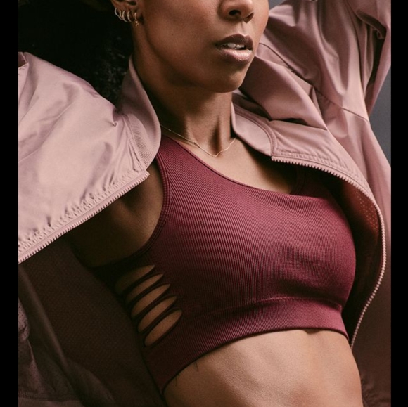 Fabletics Harper maroon slashed ribbed sports bra - Picture 1 of 7